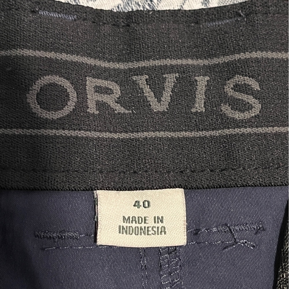 EUC Orvis Voyager Short, size 40 color Blue caviar - Picture 11 of 12
